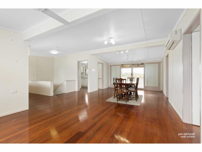 21 Bowen Terrace, The Range QLD 4700